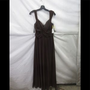 Evening/prom/wedding gown